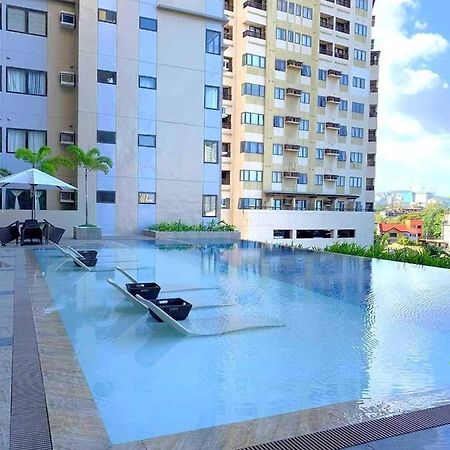 City View At The Persimmon Studios Cebu Exterior foto